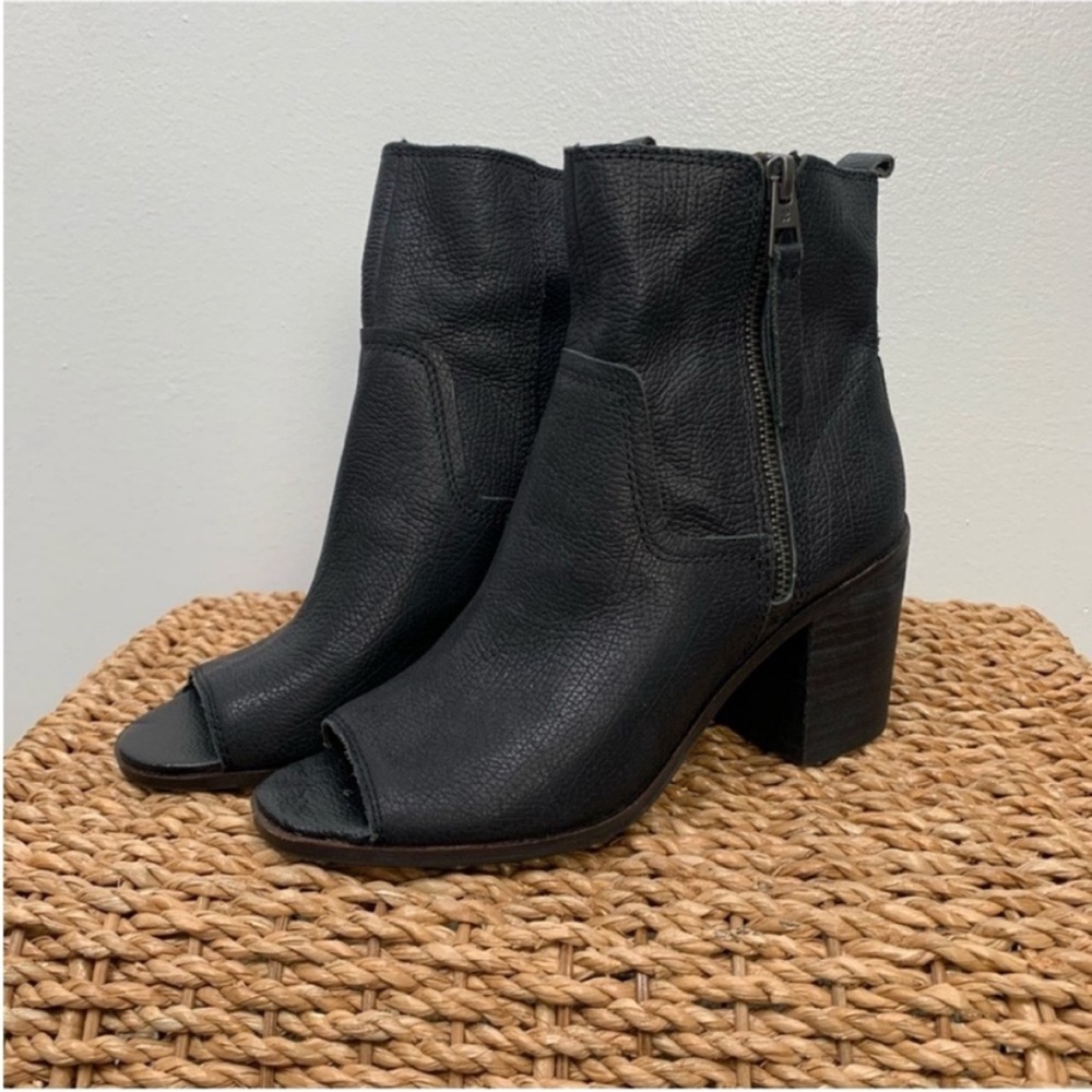 Lucky Brand Black Leather Open Toe Ankle Boots/Booties
